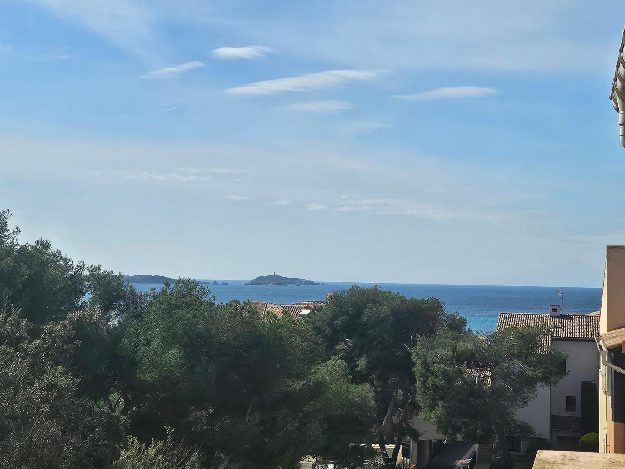 סיס-פור-לה-פלאז' Domaine De La Coudouliere, T2 Climatise Terrasse Vue Mer Sans Vis A Vis Plage A 100M חדר תמונה